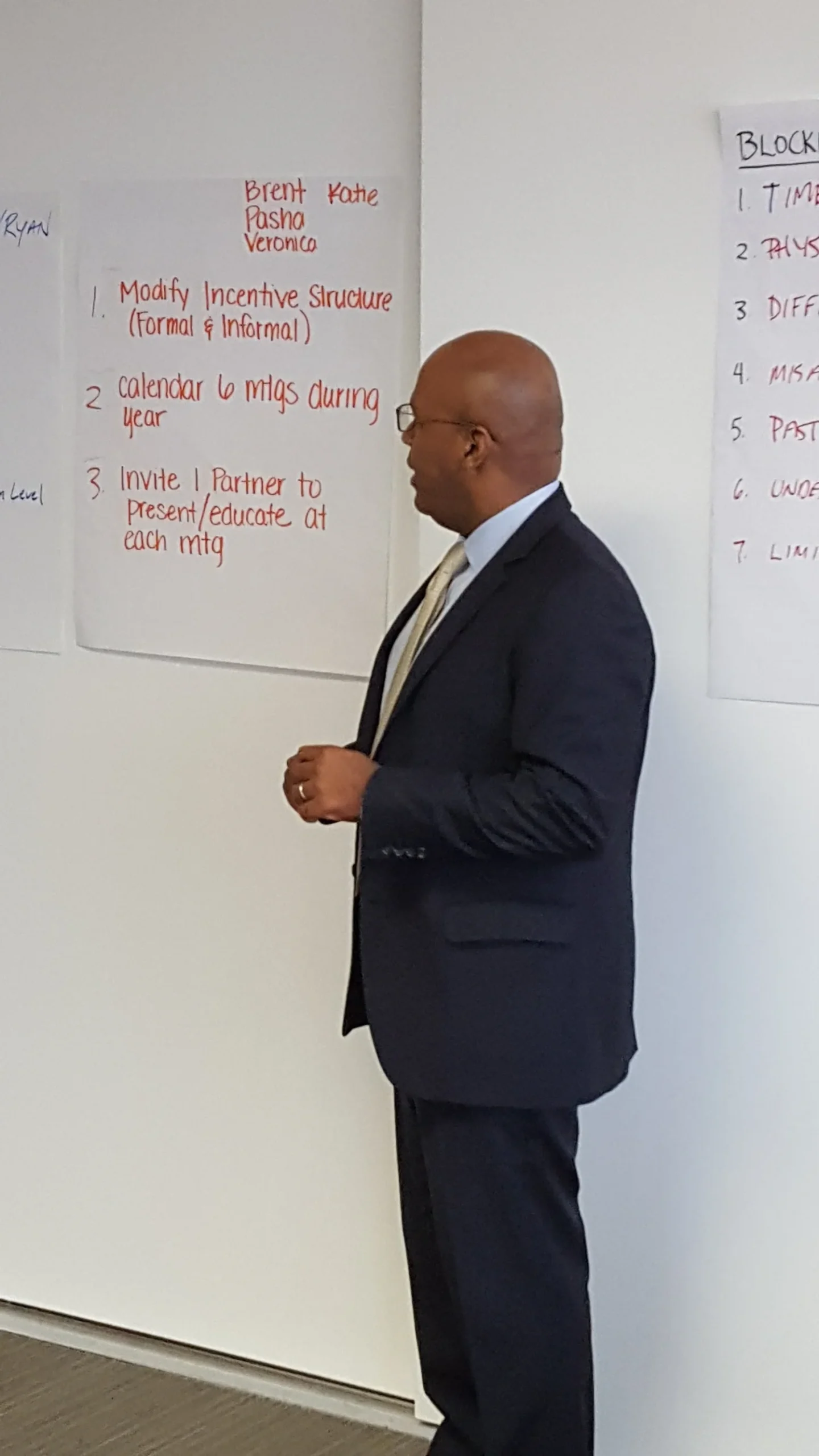 The Best Managers Are Leaders Too